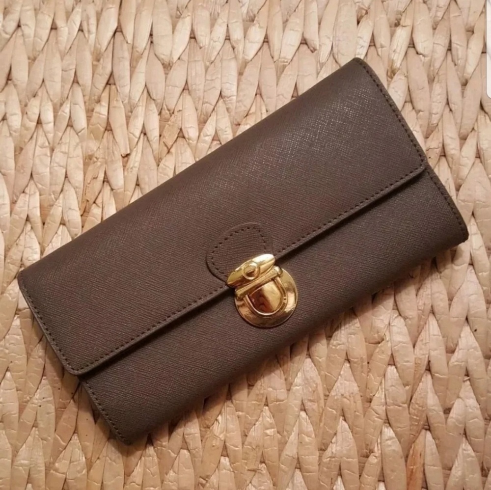 Bagley Mischka Saffiano Leather Wallet Grey